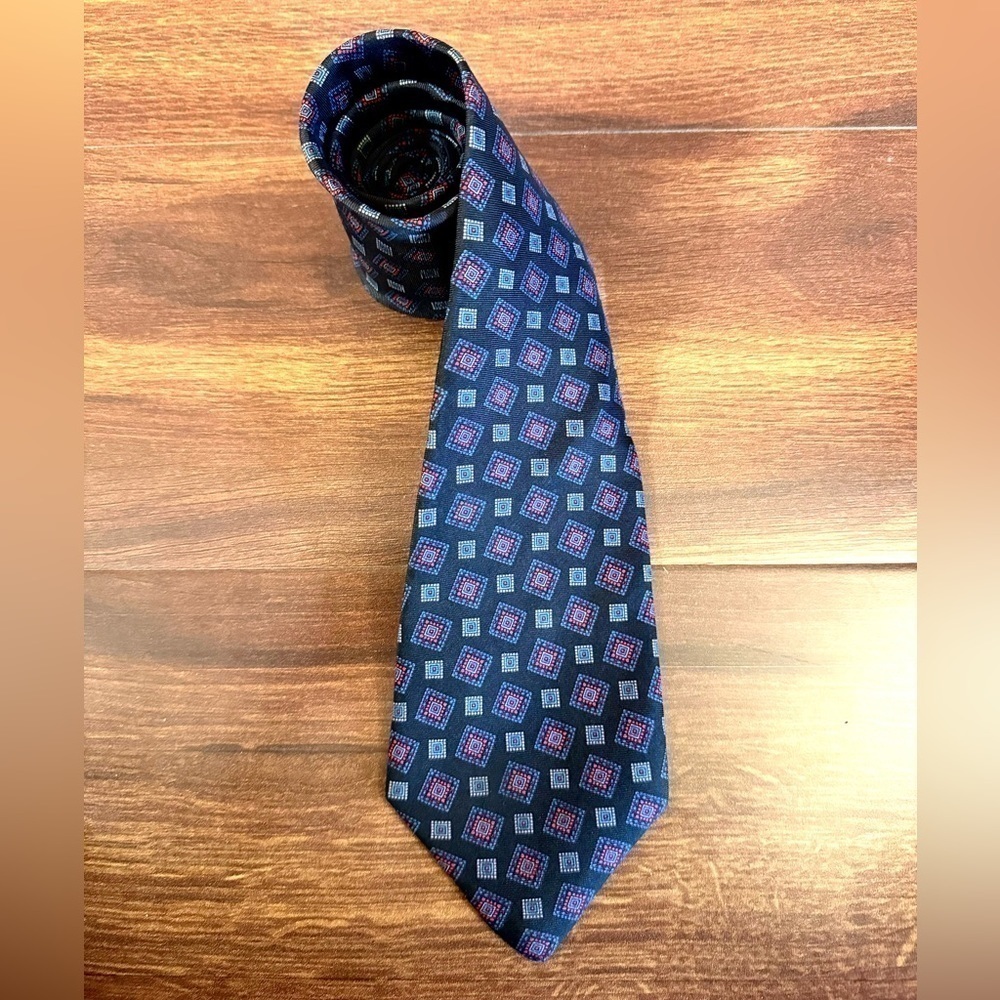 EGON VON FURSTENBERG Black 100% Silk Geometric Print Foulard Necktie